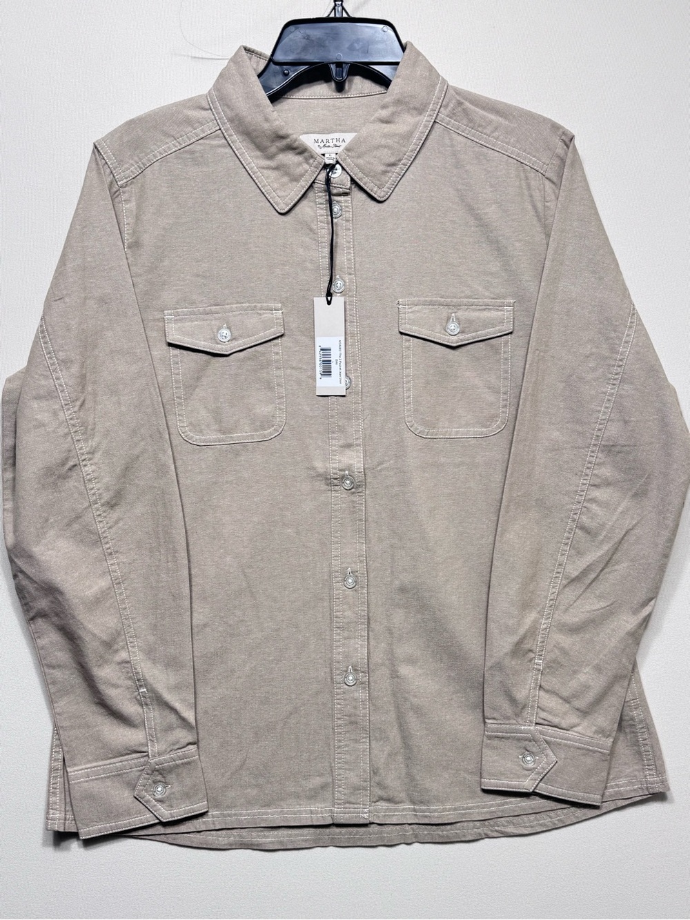 Martha Stewart The 2-pocket jean buttom-up shirt NWT size large